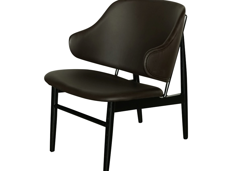 Armchair Amberly