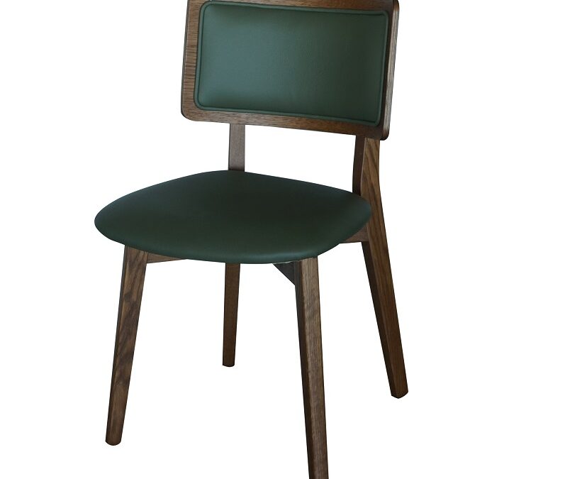 Chair Hug Full Dressed