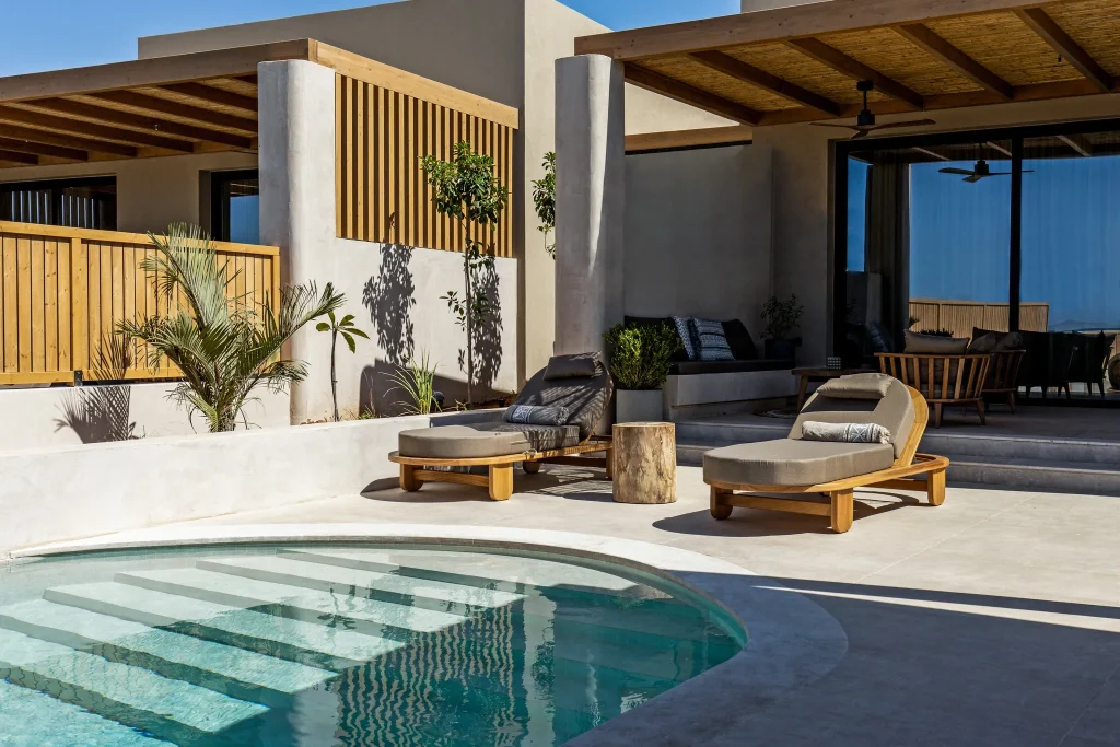 373602137 126282067228096 2404108930241861352 N